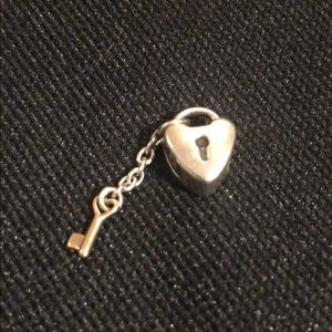 Key to my heart Pandora charm